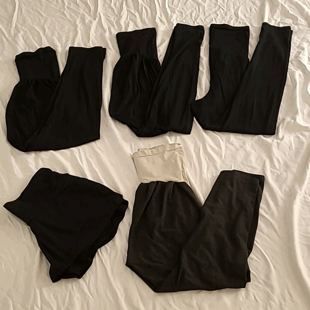 Maternity bottoms bundle